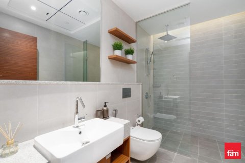 Apartment in Al Kifaf, Dubai 2 bedrooms, 144.4 sq.m. № 102905 - photo 2