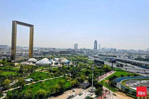 Appartement à Al Kifaf, Dubai, 2 chambres, 144.4 m², № 102905