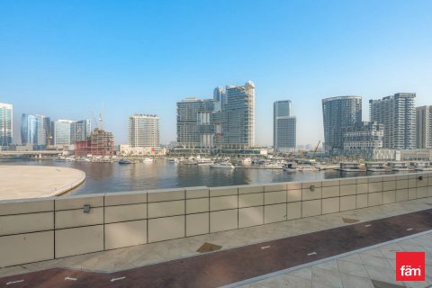 Apartment in Business Bay, Dubai 2 bedrooms, 124.9 sq.m. № 102888 - photo 4