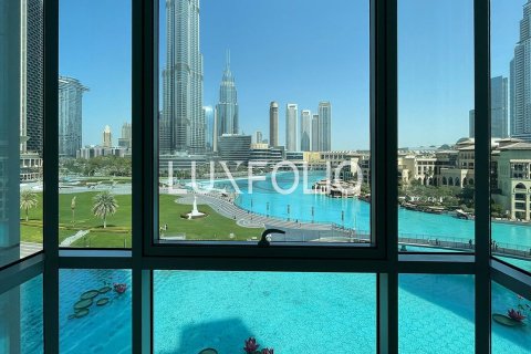 Apartment in The Residences, Downtown Dubai (Downtown Burj Dubai), Dubai 3 bedrooms, 221 sq.m. № 46297 - photo 22