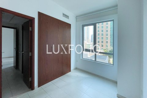 Apartment in The Residences, Downtown Dubai (Downtown Burj Dubai), Dubai 3 bedrooms, 221 sq.m. № 46297 - photo 20