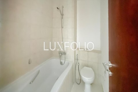 Apartment in The Residences, Downtown Dubai (Downtown Burj Dubai), Dubai 3 bedrooms, 221 sq.m. № 46297 - photo 25