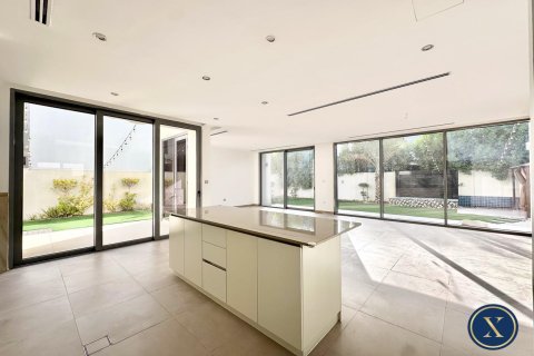 Villa en Sidra Villas, Dubai Hills Estate, Dubai, 4 dormitorios, 327 m², № 46289 - foto 2