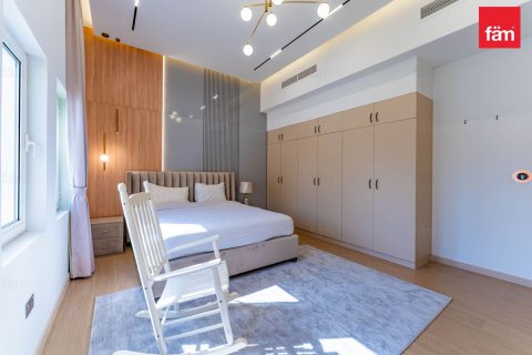 Villa en Dubai, 6 dormitorios, 1331.9 m², № 22692 - foto 9