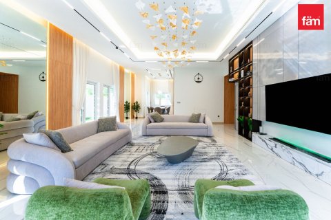 Villa en Dubai, 6 dormitorios, 1331.9 m², № 22692 - foto 3