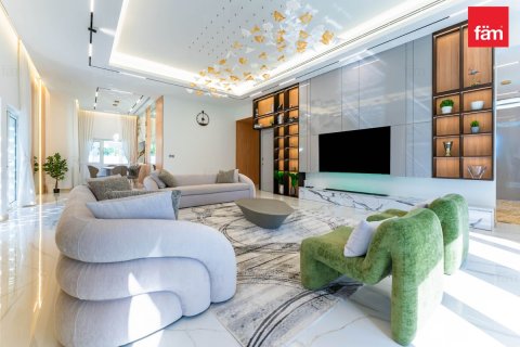 Villa en Dubai, 6 dormitorios, 1331.9 m², № 22692 - foto 4