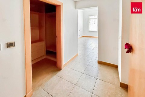 Снять в аренду квартиру в Пальме Джумейре, Дубай: 1 спальня, 106.3м², № 22694 - фото 11
