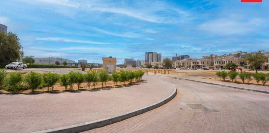 Land in Wadi Al Safa 2, Dubai 525.3 sq.m. № 22696