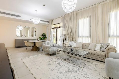 Снять в аренду квартиру в Madinat Jumeirah Living, Умм-Сукейм, Дубай: 3 спальни, 185м², № 20281 - фото 2