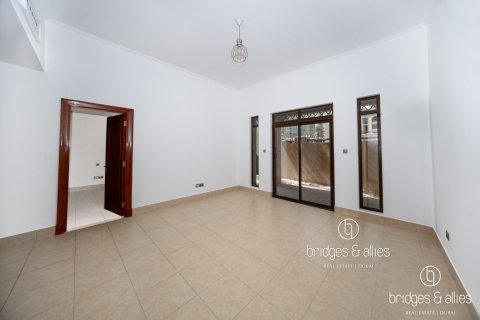 Apartamento en Old Town, Dubai, 1 dormitorio, 86 m², № 98044 - foto 2
