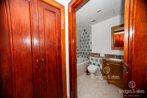 Apartamento en Old Town, Dubai, 1 dormitorio, 86 m², № 98044 - foto 14