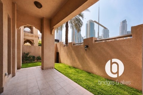 Apartamento en Old Town, Dubai, 1 dormitorio, 86 m², № 98044
