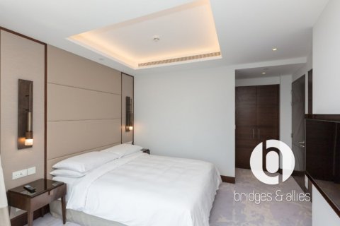 Apartment in Downtown Dubai (Downtown Burj Dubai), Dubai 2 bedrooms, 141 sq.m. № 98046 - photo 3