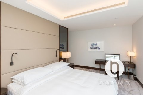 Apartment in Downtown Dubai (Downtown Burj Dubai), Dubai 2 bedrooms, 141 sq.m. № 98046 - photo 10