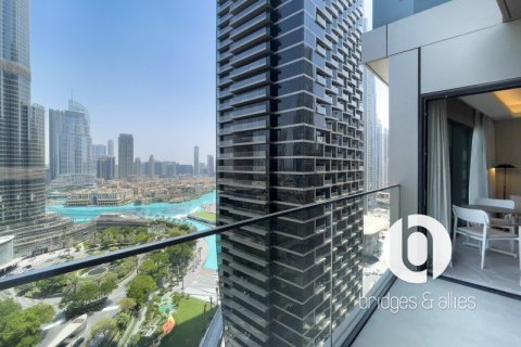 Apartment in Downtown Dubai (Downtown Burj Dubai), Dubai 3 bedrooms, 145 sq.m. № 98043 - photo 11