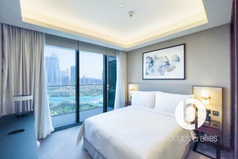Apartment in Downtown Dubai (Downtown Burj Dubai), Dubai 3 bedrooms, 145 sq.m. № 98043 - photo 10
