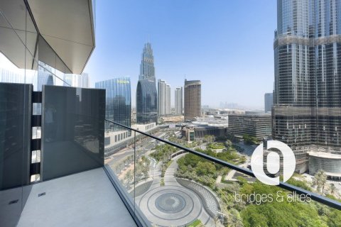 Apartment in Downtown Dubai (Downtown Burj Dubai), Dubai 3 bedrooms, 145 sq.m. № 98043 - photo 18