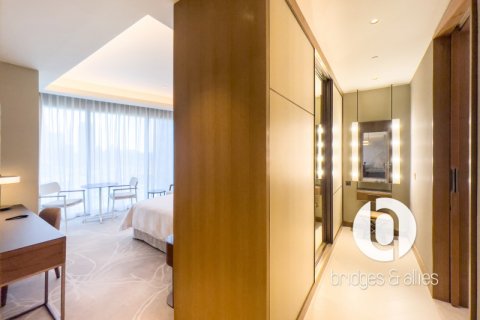Apartment in Downtown Dubai (Downtown Burj Dubai), Dubai 3 bedrooms, 145 sq.m. № 98043 - photo 4