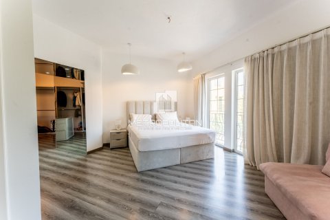 Villa en Dubai Land, Dubai, 3 dormitorios, 538 m², № 15444 - foto 17