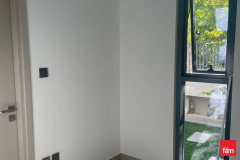 Townhouse in Dubai 4 bedrooms, 245 sq.m. № 111694 - photo 8