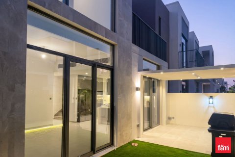 Townhouse in Dubai 4 bedrooms, 245 sq.m. № 111694 - photo 10