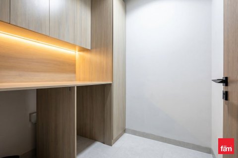 Apartment in Meydan, Dubai 2 bedrooms, 173.5 sq.m. № 111693 - photo 12