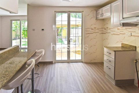 Villa en The Springs, Dubai, 2 dormitorios, 167 m², № 44681 - foto 14