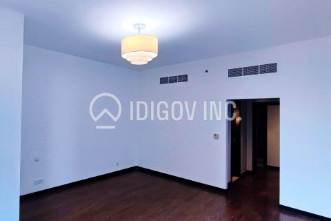 Apartment in Jumeirah Lake Towers, Dubai 1 bedroom, 92 sq.m. № 85262 - photo 4