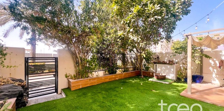 Adosado en Hayat Townhouses, Town Square, Dubai, 3 dormitorios, 202.53 m², № 124768
