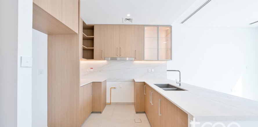 Townhouse in The Valley, Dubai 3 bedrooms, 137.78 sq.m. № 124769