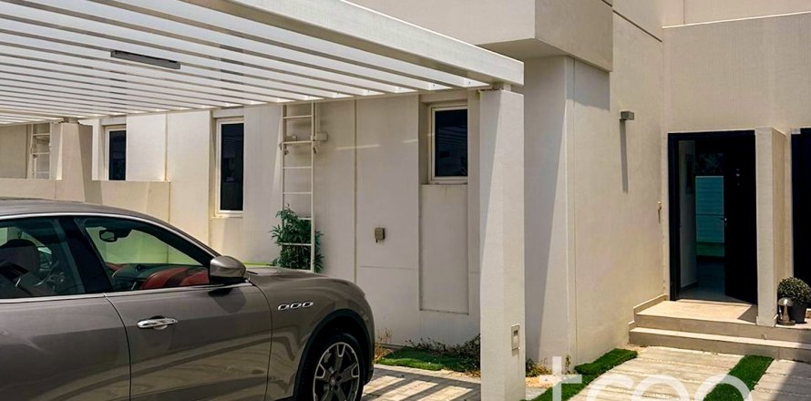Adosado en Mudon, Dubai, 3 dormitorios, 142.33 m², № 124765
