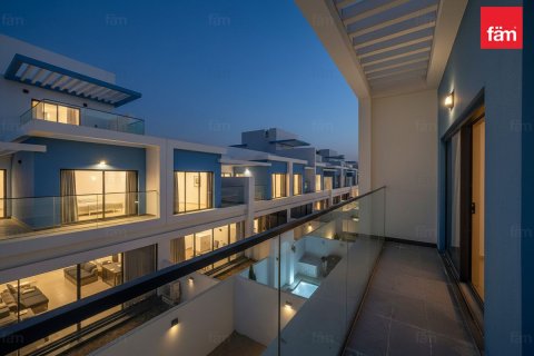 Adosado en Dubai, 5 dormitorios, 215.1 m², № 85880 - foto 30