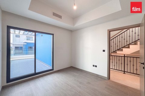 Adosado en Dubai, 5 dormitorios, 215.1 m², № 85880 - foto 18