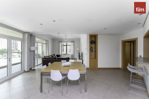 Apartment in Palm Jumeirah, Dubai 5 bedrooms, 209.6 sq.m. № 85871 - photo 17