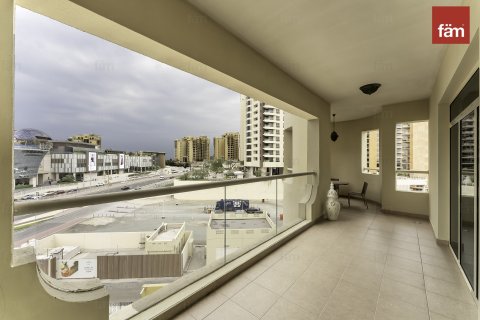 Apartment in Palm Jumeirah, Dubai 5 bedrooms, 209.6 sq.m. № 85871 - photo 2