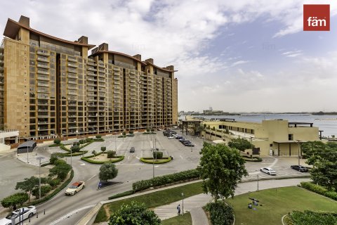 Apartment in Palm Jumeirah, Dubai 5 bedrooms, 209.6 sq.m. № 85871 - photo 27
