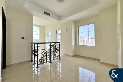 Villa in Rahat, Mudon, Dubai 3 bedrooms, 332 sq.m. № 91151 - photo 20
