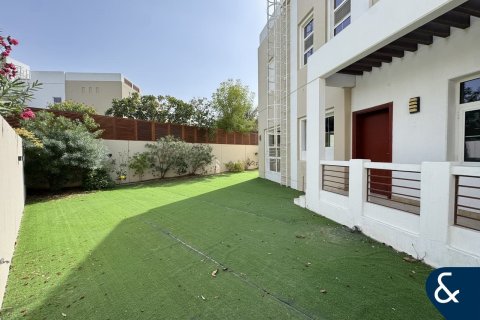 Villa in Rahat, Mudon, Dubai 3 bedrooms, 332 sq.m. № 91151 - photo 8