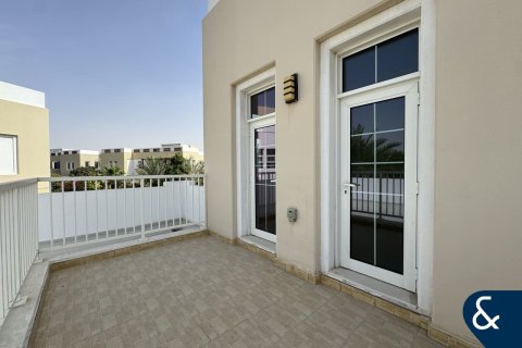 Villa in Rahat, Mudon, Dubai 3 bedrooms, 332 sq.m. № 91151 - photo 14