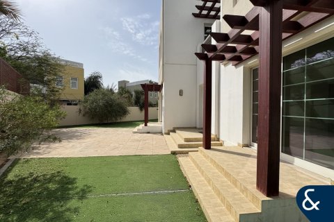 Villa in Rahat, Mudon, Dubai 3 bedrooms, 332 sq.m. № 91151 - photo 7