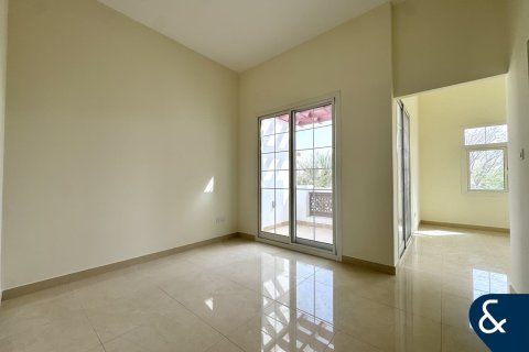 Villa in Rahat, Mudon, Dubai 3 bedrooms, 332 sq.m. № 91151 - photo 19