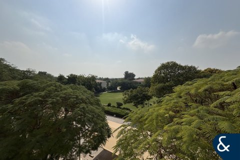 Снять в аренду квартиру в Дубай Инвестмент Парке, Дубай: 2 спальни, 144м², № 91149 - фото 13