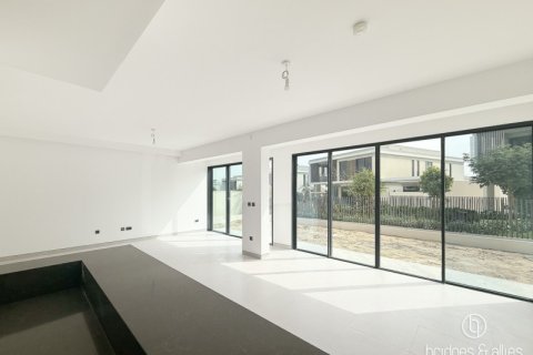 Villa en Dubai, 4 dormitorios, 432 m², № 77310 - foto 6