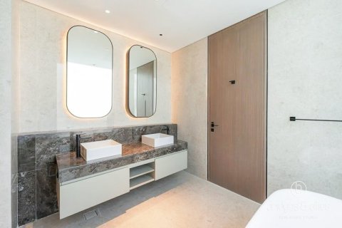 Villa en Dubai, 6 dormitorios, 860.5 m², № 77313 - foto 13