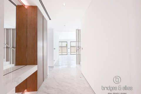 Villa en Dubai, 4 dormitorios, 432 m², № 77311 - foto 10