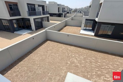 Villa à Dubai, 4 chambres, 367.9 m², № 53281 - photo 27