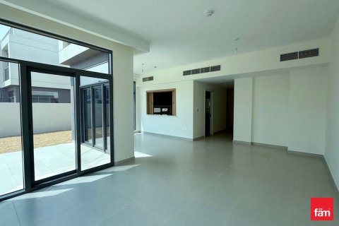 Villa à Dubai, 4 chambres, 367.9 m², № 53281 - photo 2