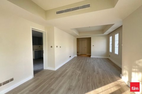Villa à Dubai, 3 chambres, 488.2 m², № 53280 - photo 3