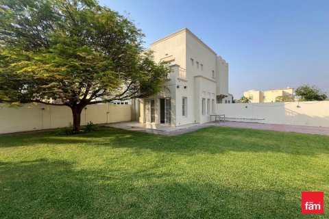 Villa à Dubai, 3 chambres, 488.2 m², № 53280 - photo 10