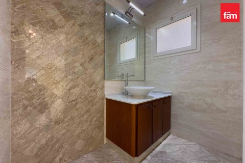 Villa in Al Furjan, Dubai 5 bedrooms, 604.3 sq.m. № 49881 - photo 5